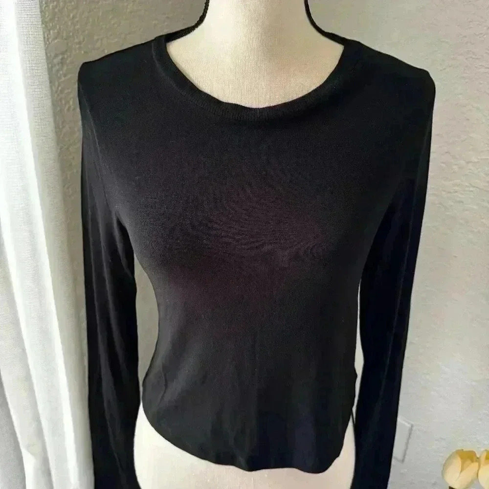 Alice+Olivia Fitted Sweater Long Sleeve Tee - Picture 2 of 9